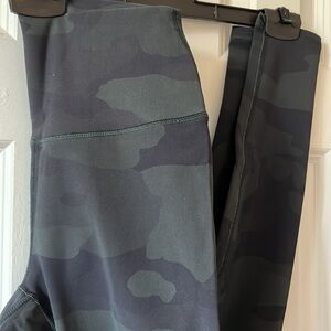 ALO camo leggings
